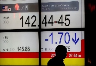 日本政府24年来首次干预汇市阻止日元贬值