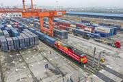 China steps up efforts to stabilize foreign trade, support enterprises expand foreign market