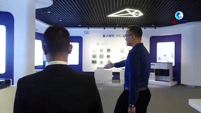 全球连线｜“外国人体验中国量子研究”系列之三：孟加拉留学生感受高精度量子显微镜