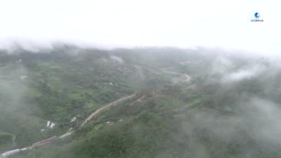 全球连线 | 有这条路，山不再高，路不再远
