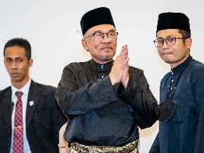 马来西亚新政府起航  改善民生任重道远
