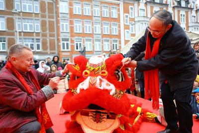  “中国春节游园庙会”活动在比利时举办