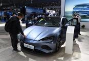 China's production, sales of NEVs to maintain rapid growth in 2023: MIIT