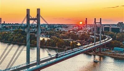 促进共建“一带一路”高质量发展——写在匈塞铁路塞尔维亚境内贝诺段通车一周年之际