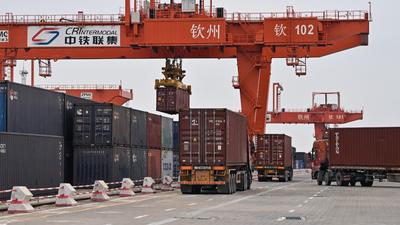 全球连线｜西部海铁联运集装箱井喷增长凸显中国贸易活力