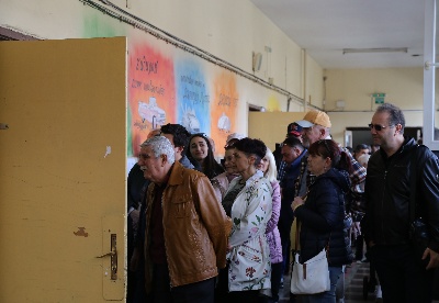 保加利亚举行两年来第五次议会选举