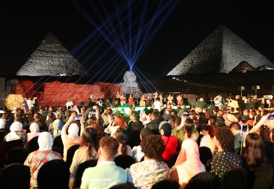 中国-埃及民族音乐会在埃及金字塔古迹区举办