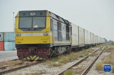 泰国榴莲通过中老铁路运抵昆明