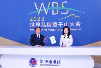 曾从钦接受新华社专访 系统阐述“大国浓香、和美五粮、中国酒王”品牌新内涵