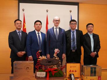 弘扬百年国粹，全球共享健康——寿仙谷走进卢森堡驻华大使馆