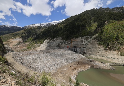 巴基斯坦苏吉吉纳里水电站实现大坝封顶