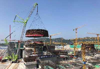 中核集团田湾核电7号机组穹顶球带成功吊装
