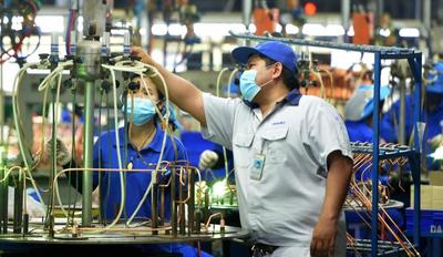 专访：中国投资助力泰国提振经济——访泰国“东部经济走廊”办公室秘书长朱拉