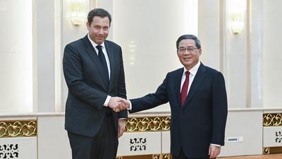 李强会见德国社民党代表团