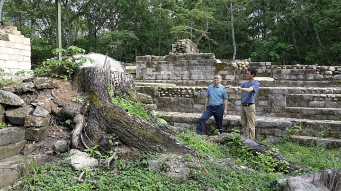 相隔千年万里 互鉴文明之美——记中洪联合开展玛雅遗址考古