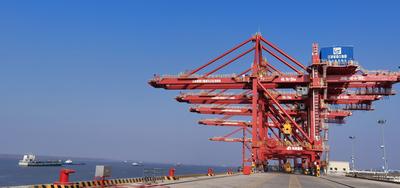 江西省两大集装箱码头实现一体化运营