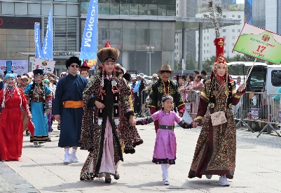 蒙古国第十七届民族服饰节在乌兰巴托举行