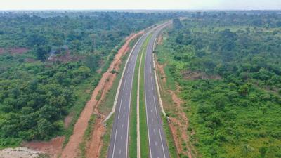 通讯：“中国速度了不起”——中企承建高速公路助力科特迪瓦经济社会发展
