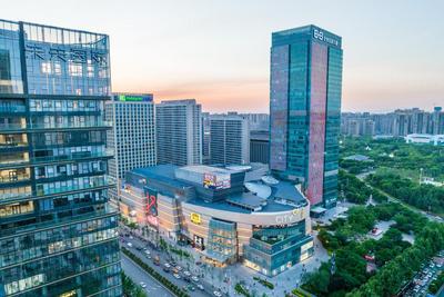 西安经开30年30事｜首个大型商业综合体入驻：商业升级持续提升区域生活品质