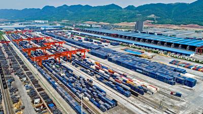 重庆团结村站：从四等小站到“一带一路”物流枢纽