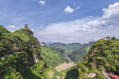 从废弃矿山到避暑目的地——朱砂古镇见证贵州万山转型之路