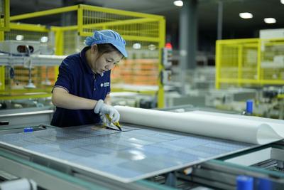 上半年我国光伏和锂电池产业实现产量高速增长