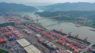 当长江“牵手”自贸区：黄金水道与开放红利共振