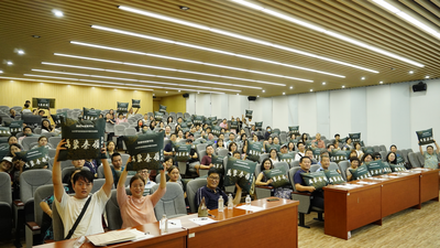“致敬时代”文学与科技漫谈活动走进深圳虚拟大学园
