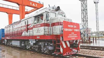 江苏：“钢铁驼队”助力双向开放