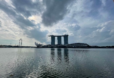 新加坡金管局：经济师下调全年经济增长预测至1％