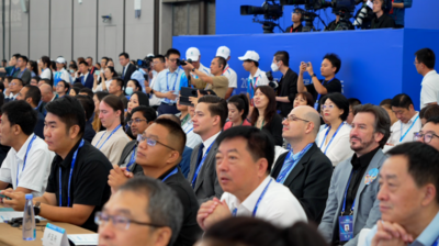 全球连线｜（国际青年中国行）“乌金之地”的绿色转型