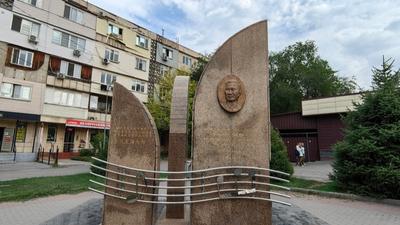 在冼星海大道上听中哈友谊的故事