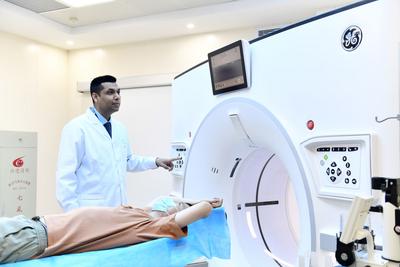 “一带一路”人物影像志丨白衣博士沙巴兹：为中巴健康走廊贡献青春力量