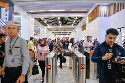 我在现场·照片背后的故事丨在印尼，我用镜头定格雅万高铁时速350公里