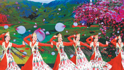 深化交流 搭建民心相通之桥——乌鲁木齐推进丝绸之路经济带核心区文化科教中心建设观察