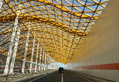 中企承建的南亚地区首条水下隧道通车
