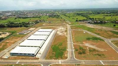 走进特立尼达和多巴哥凤凰工业园