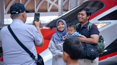 印尼：雅万高铁受到民众追捧