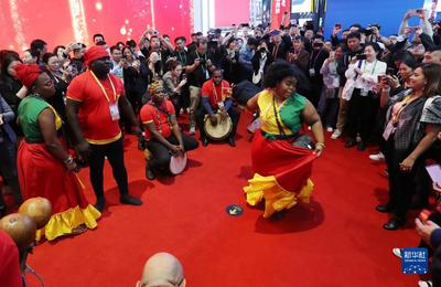 新华全媒+｜探访第六届进博会主宾国展台