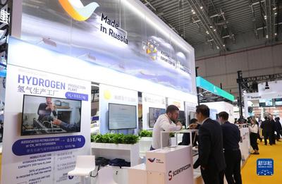 新华全媒+丨“一带一路”共建国家展商进博会共享机遇