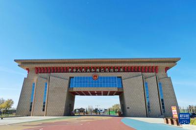 新疆巴克图口岸：百年商埠焕新颜 对外开放谱新篇