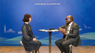 中非经贸论坛是一个能够“连通山河的机遇”——访塞拉利昂驻华公使罗格