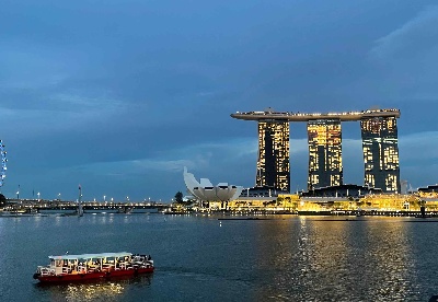 外部经济压力仍在 预计新加坡2023经济增长约1%