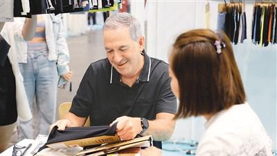 从“老三样”到“新三样” 中企“出海”亮点纷呈