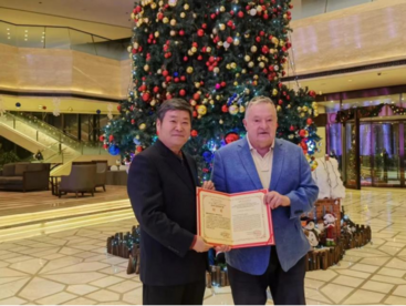 2024“第一缕阳光”全民同拍迎新年活动授聘10名全球公益宣传大使