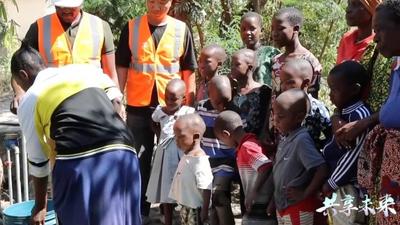 共享未来丨坦桑尼亚：湖畔的引水人