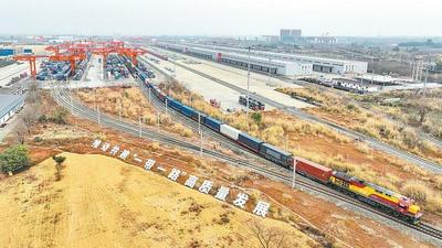 助力川货出海 中越（成都－越南）冷链班列开通运营