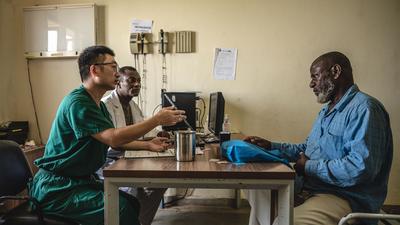 “一带一路”故事绘 | 绵延在坦桑尼亚的仁心仁术