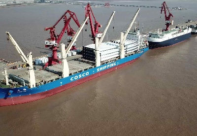 上海口岸进出口连续三年超10万亿元