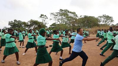 通讯｜“文武双全”为塞拉利昂青年“拓宽赛道”